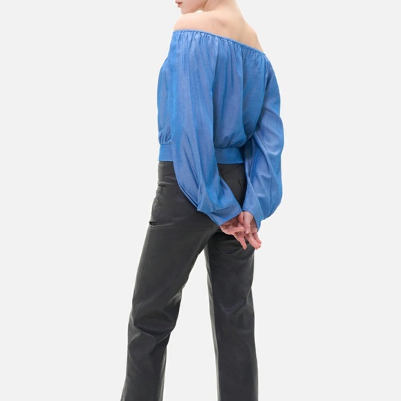 NWT Beautiful Blue Pleated Off-the-shoulder Blouse - Picture 8 of 10